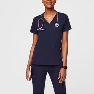 Figs Casma three pocket scrub top